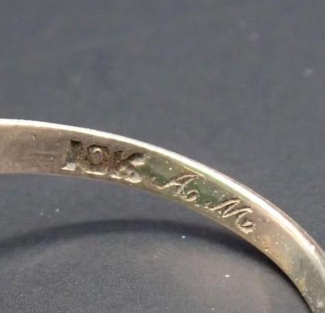10K Yellow Gold and Jade Victorian Ring - 3
