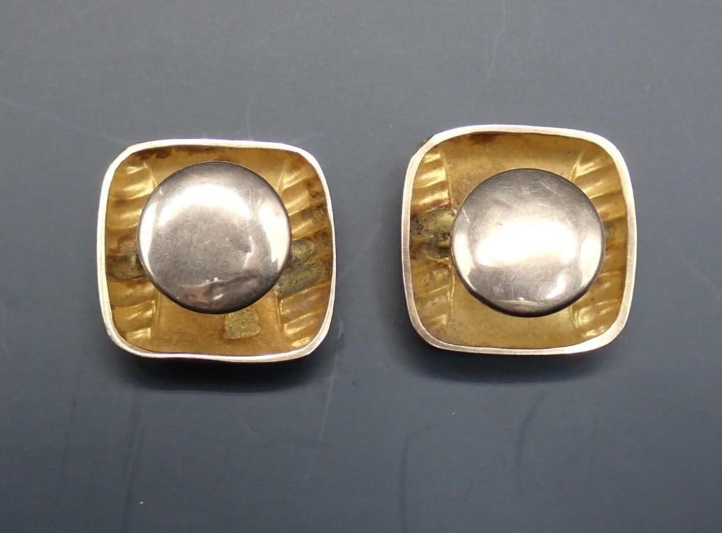 Pair of 14K Yellow Gold Victorian Cufflinks - 3