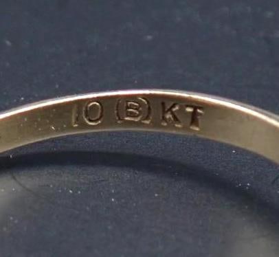 10K Yellow Gold and Pearl Ring - 3