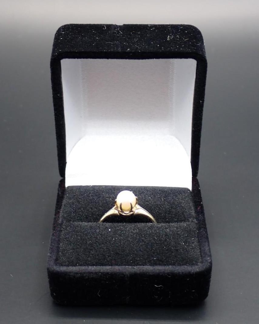 10K Yellow Gold and Pearl Ring - 4