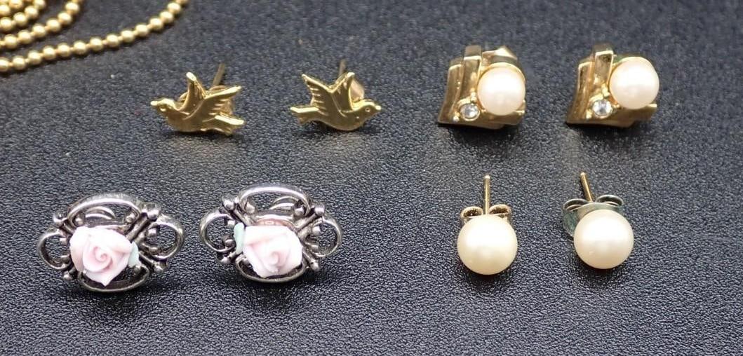 Tray of Jewelry & Collectibles - 5