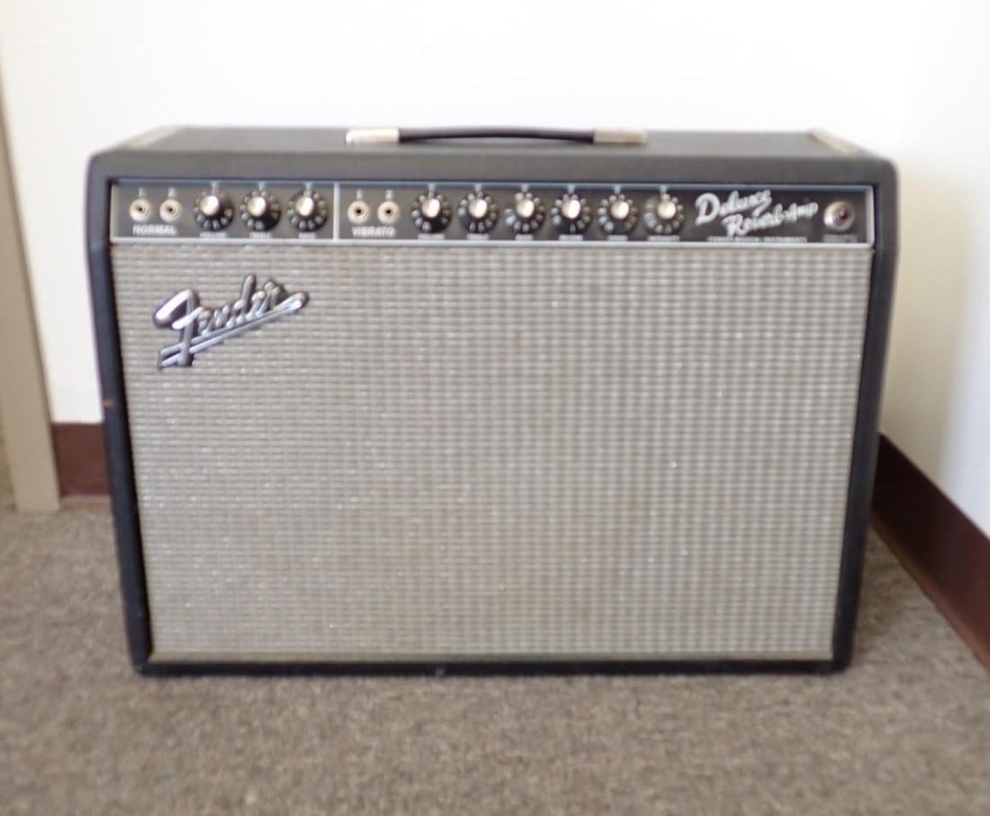 Fender Deluxe Reverb Guitar Amp: s.n. AC00997, U.S. made