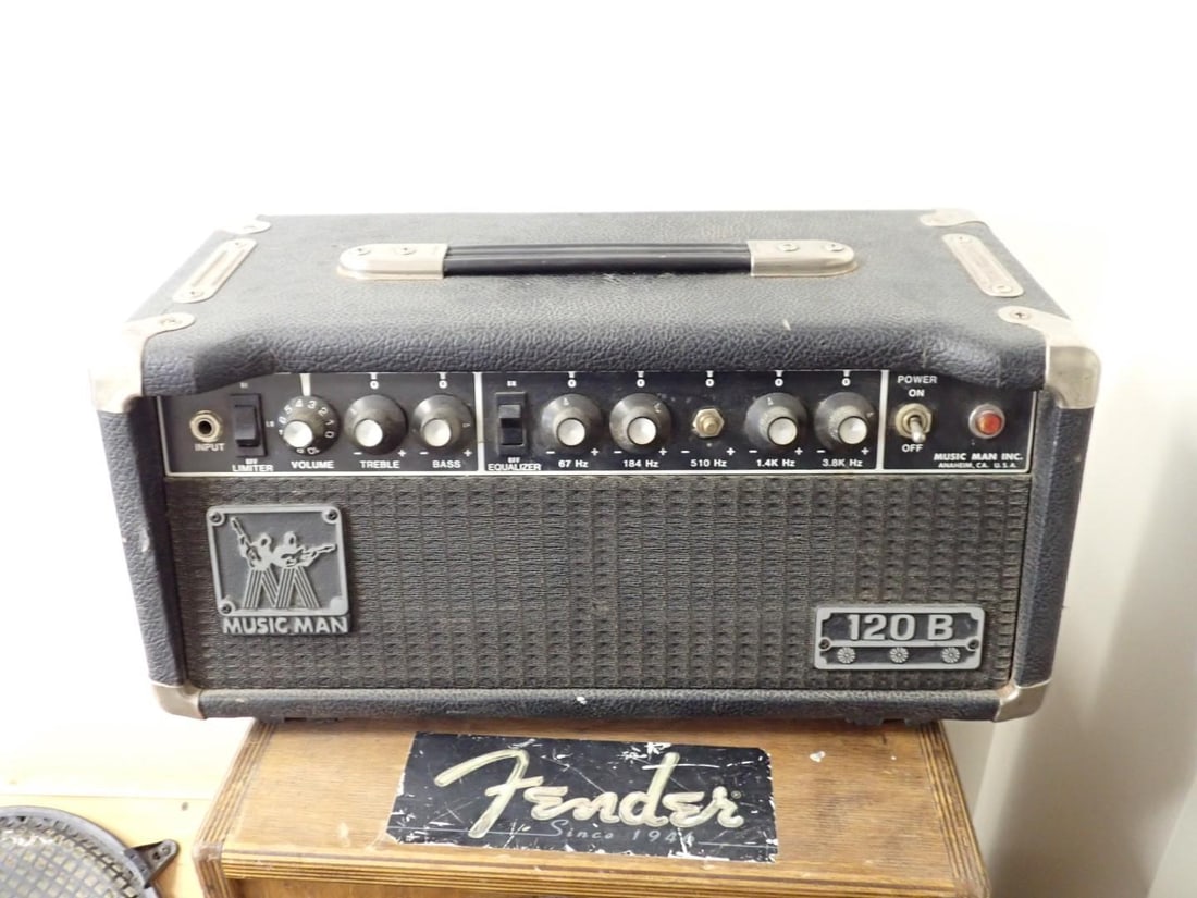 Music Man 120B Amp Head - 5