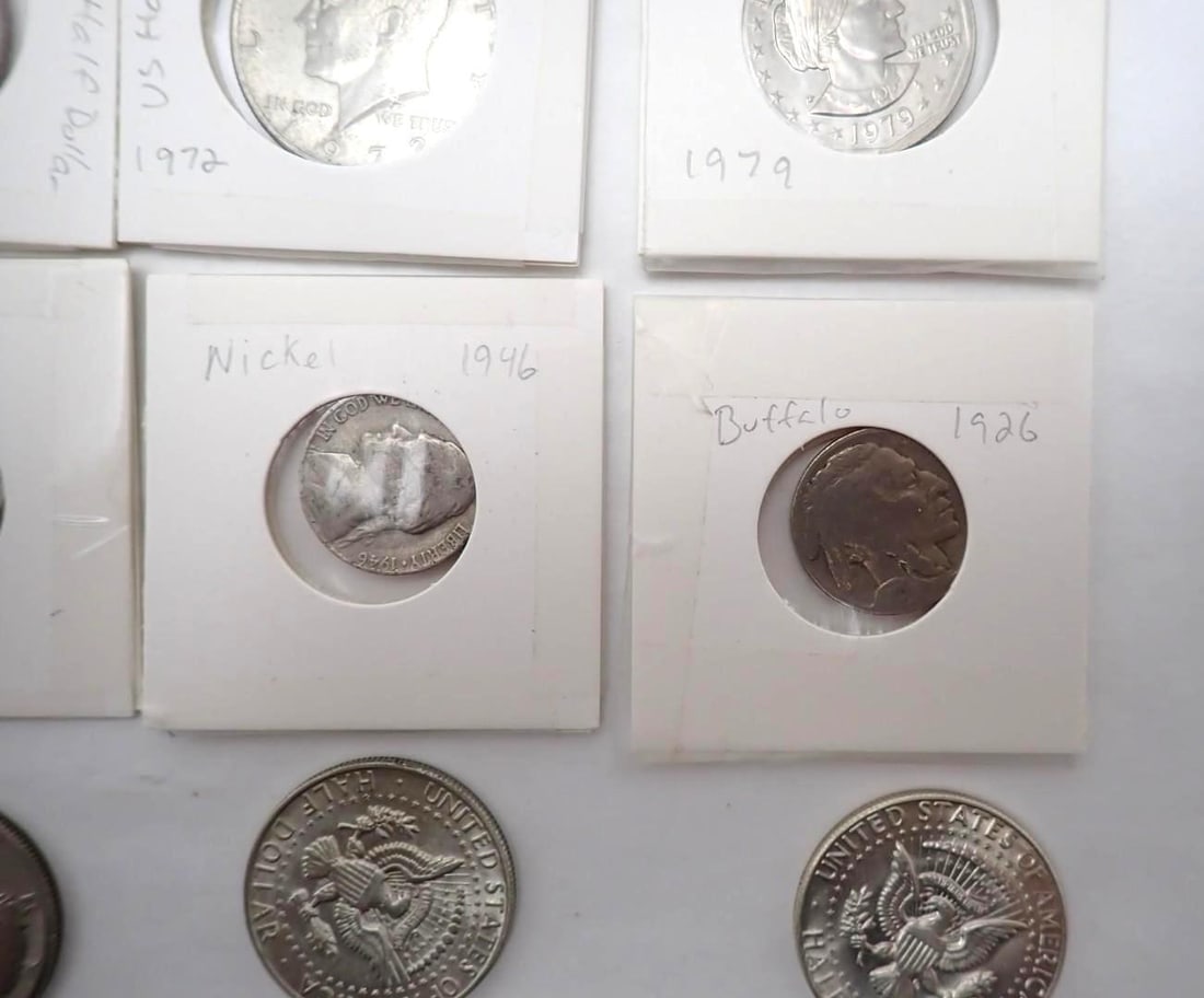 U.S. Coin & Currency Lot - 16