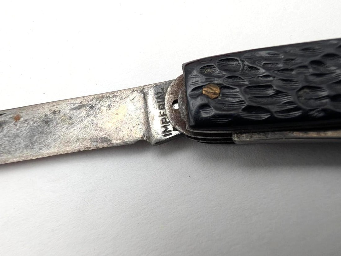 (5) Folding Knives - 10