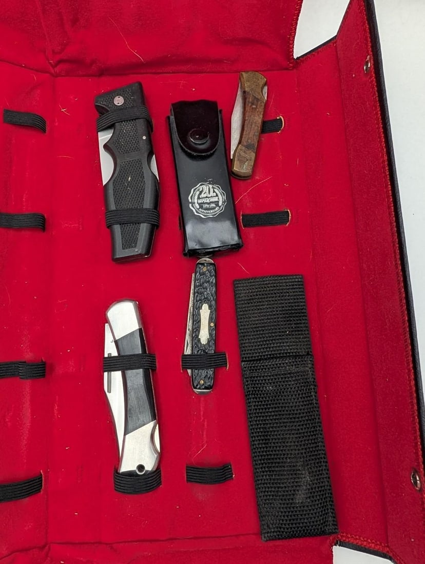 (5) Folding Knives - 2