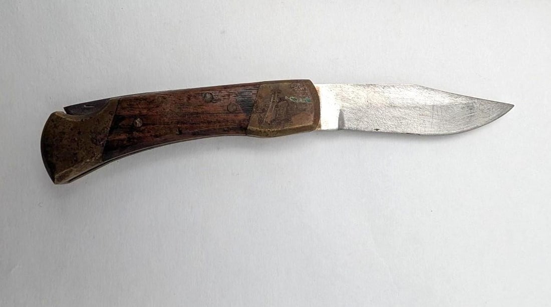 (5) Folding Knives - 6
