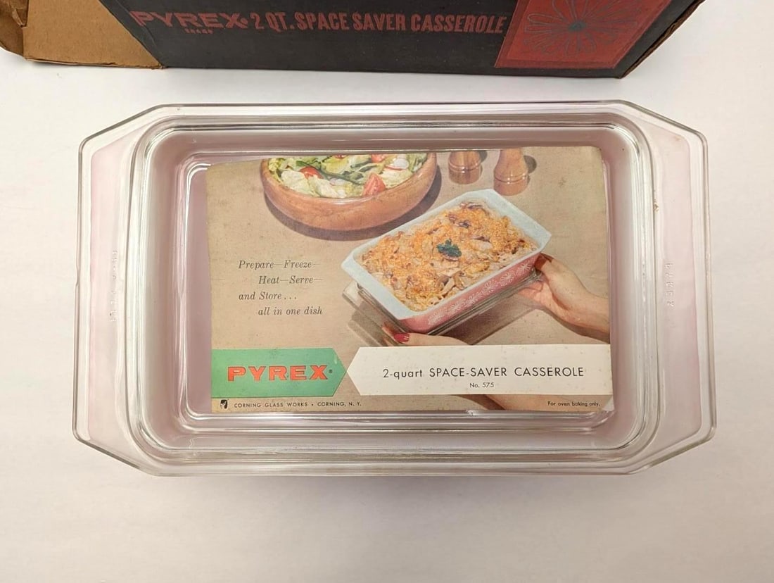 Vintage Pyrex 2 Qt. Space Saver Casserole - 2