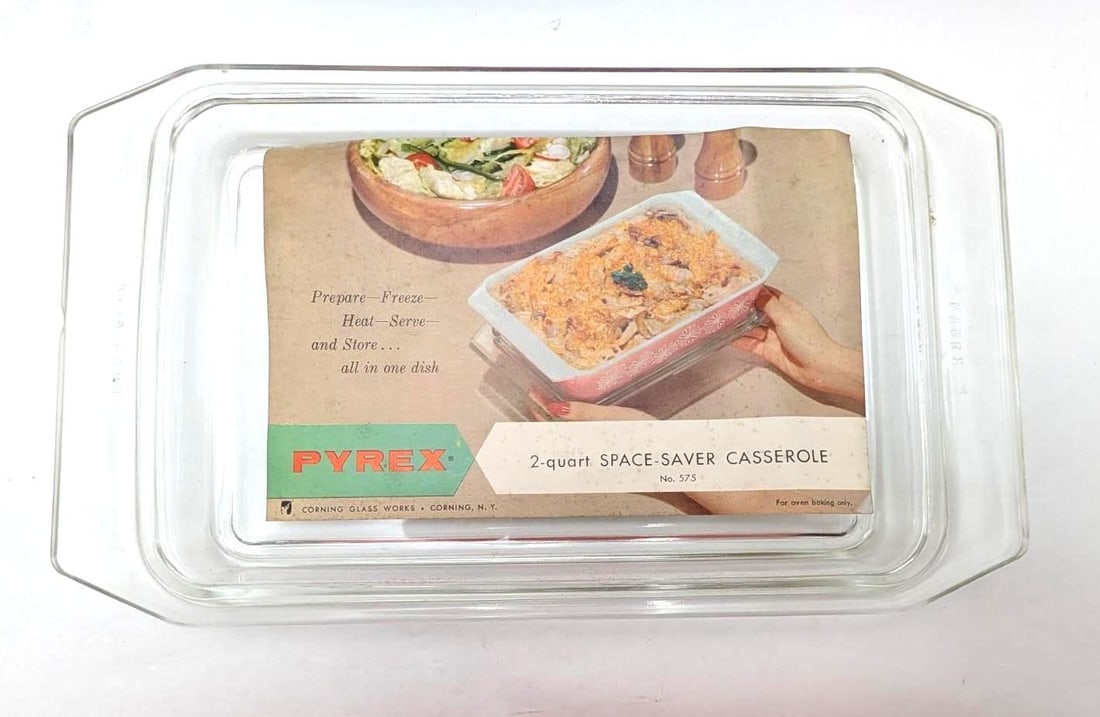 Vintage Pyrex 2 Qt. Space Saver Casserole - 6