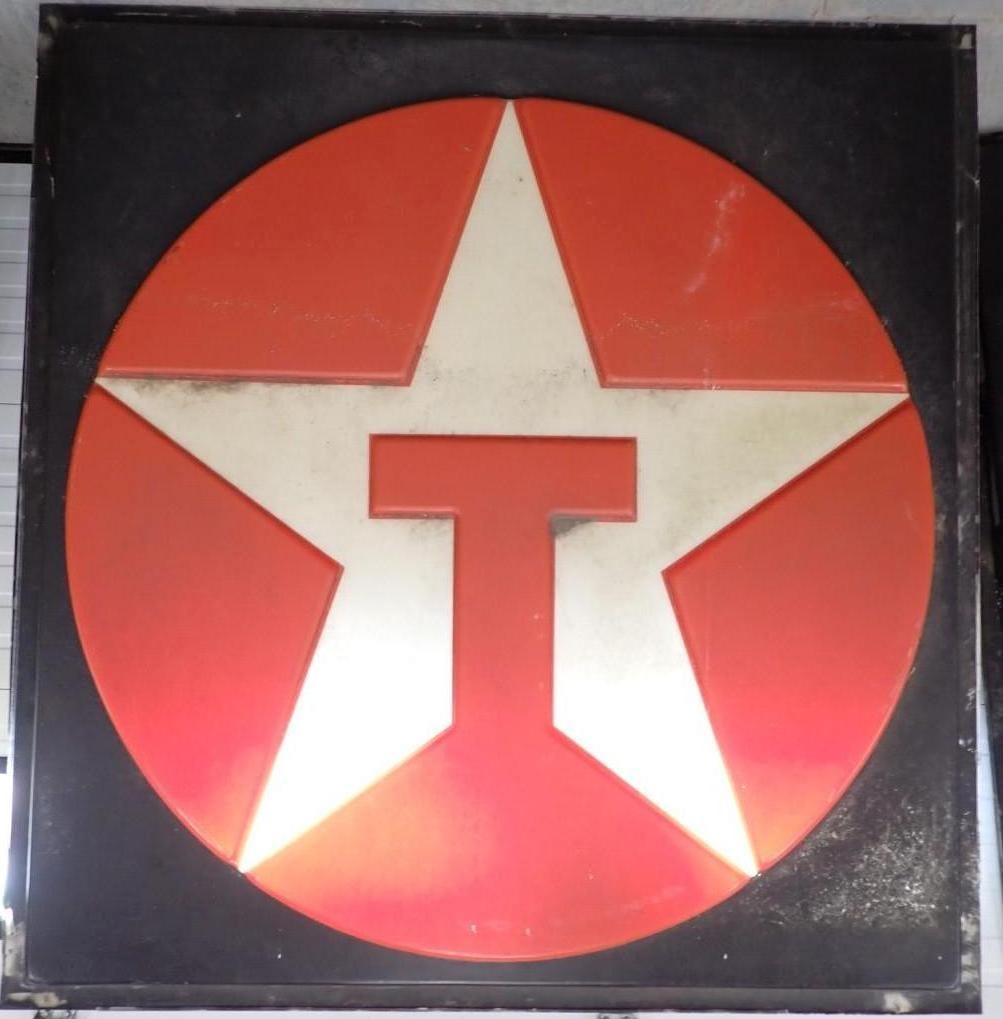 Texaco Star & Fuel Prices Sign Panels: 74.5" x 71.5" & 54.5" x 71.5"
