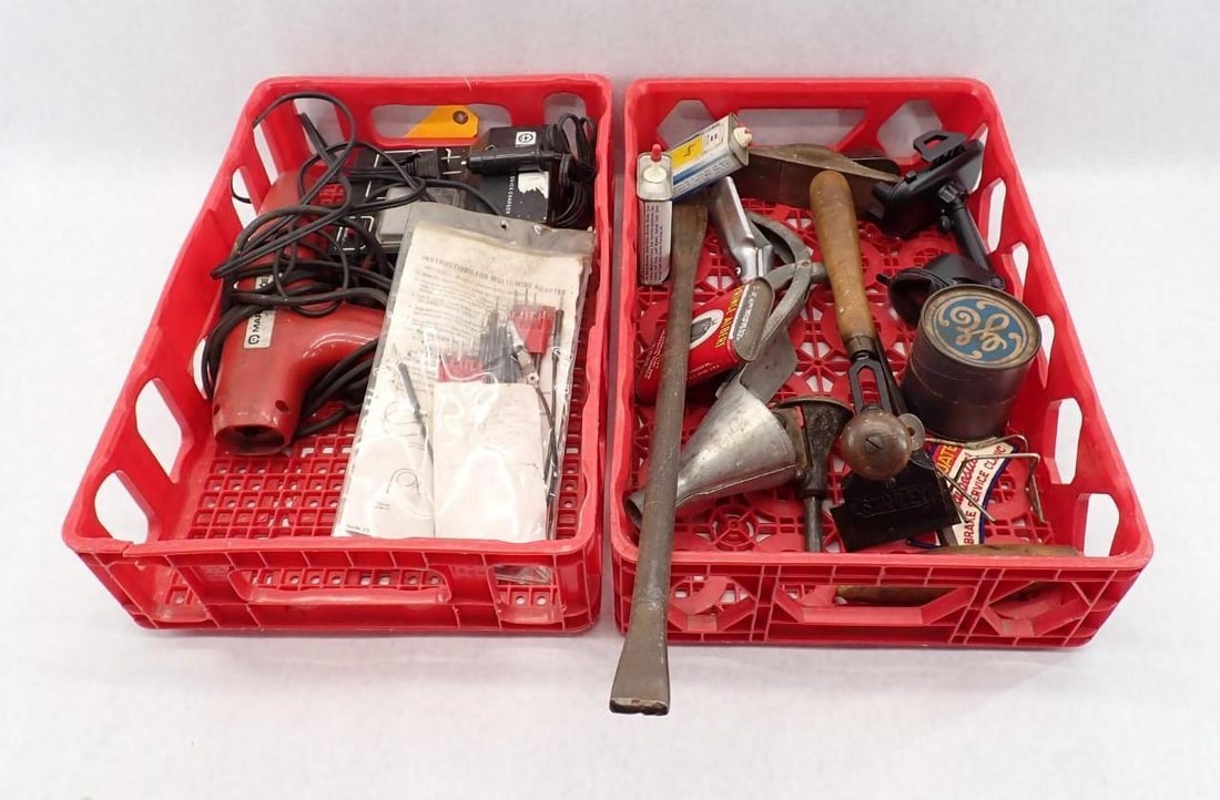 Collectibles Lot (1 of 3)