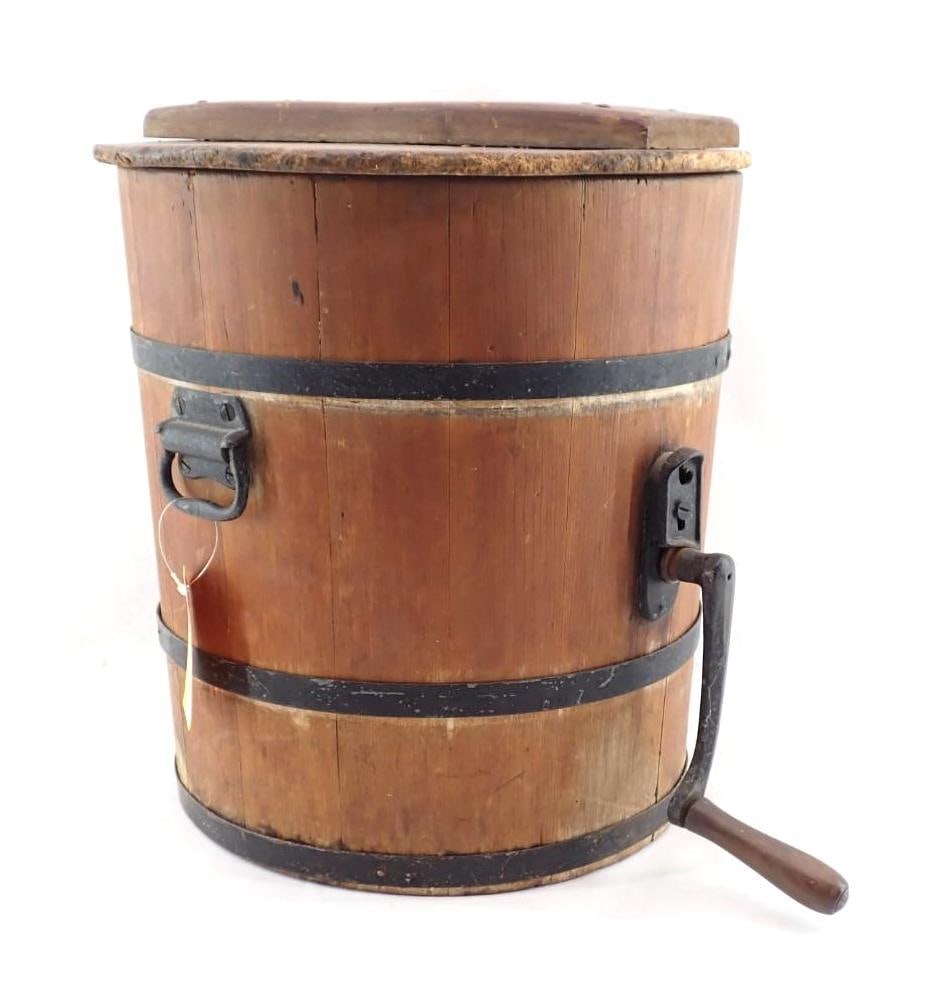 Antique Wood Churn (1 of 4)