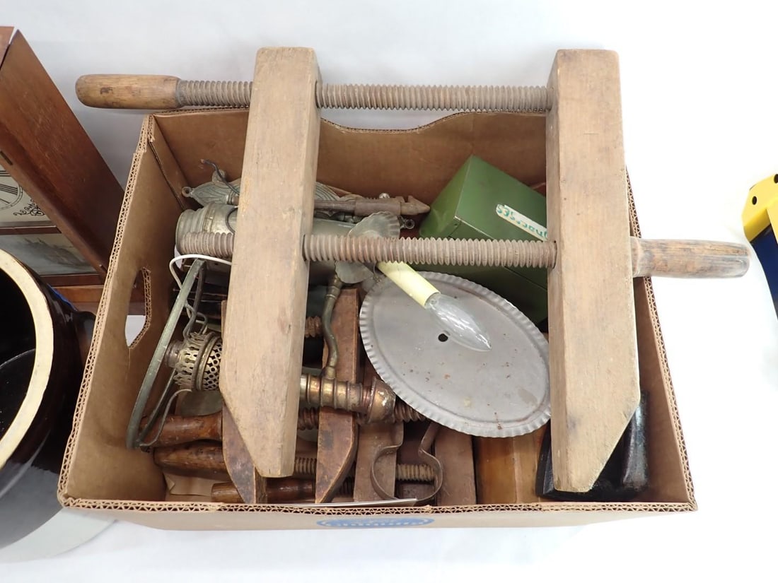Collectibles Lot - 2