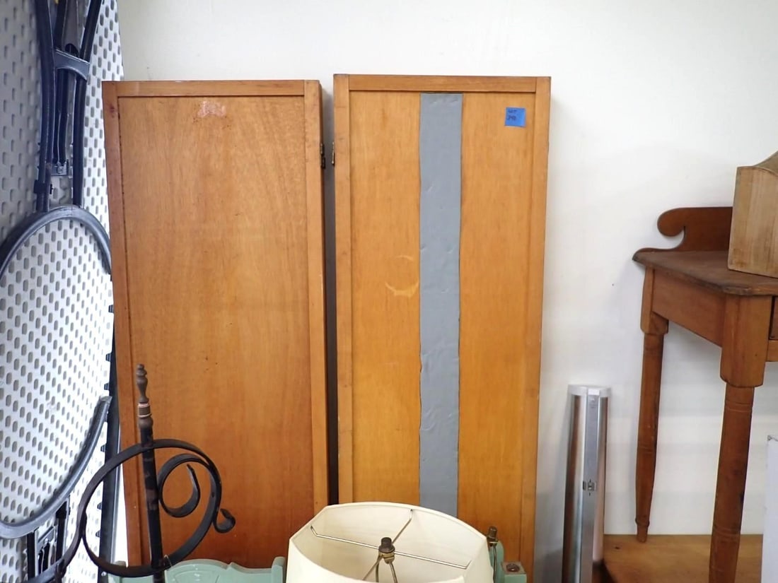 Furniture and Decorative Accessories - 7