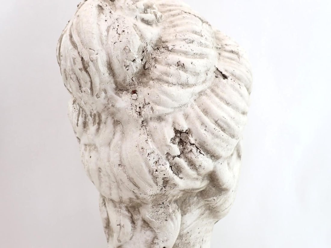 (3) Busts - 10