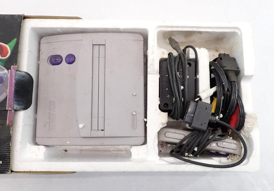 Vintage Super Nintendo Video Game Console - 5