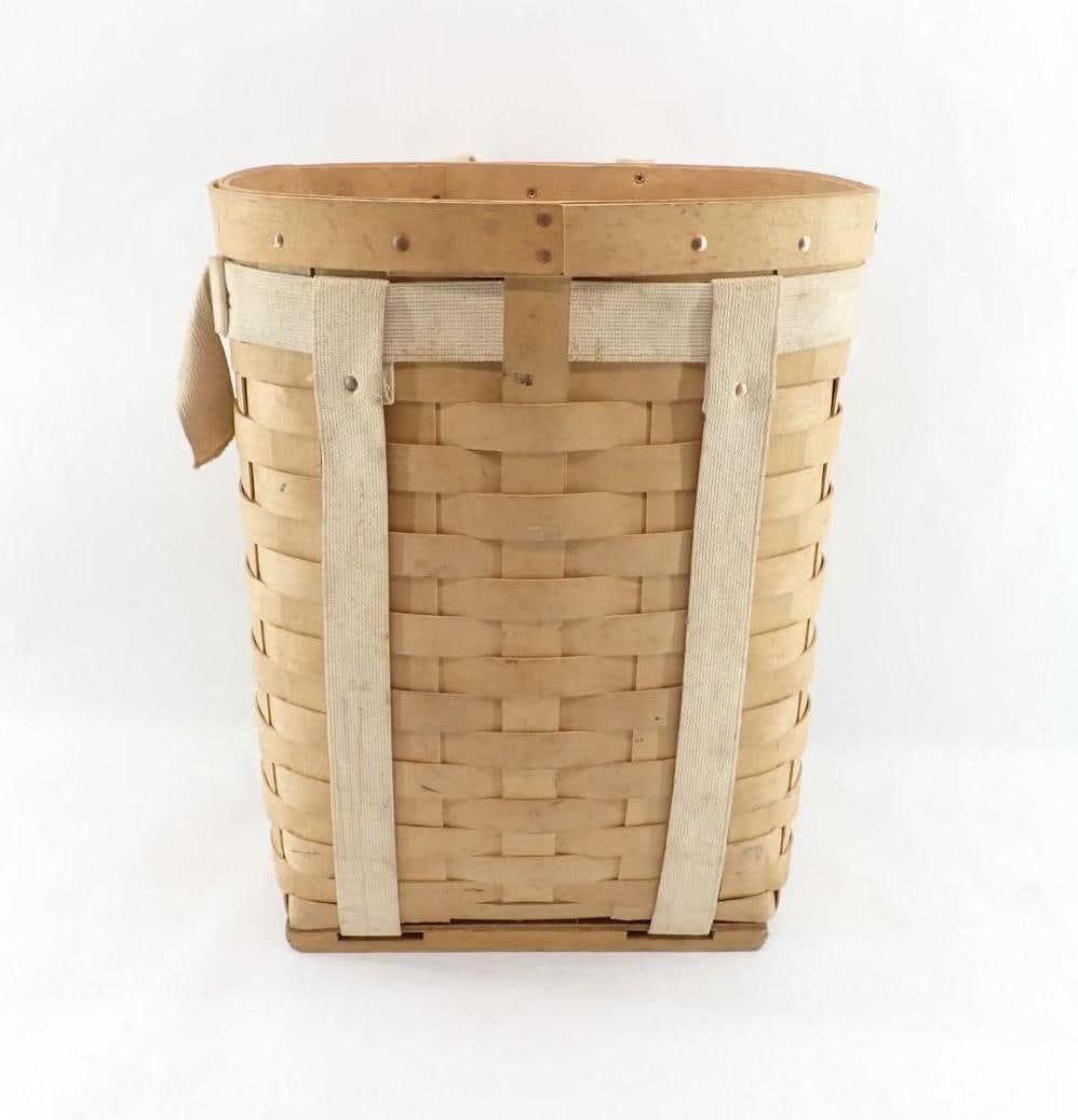 Vintage Pack Basket: 19.5" in height