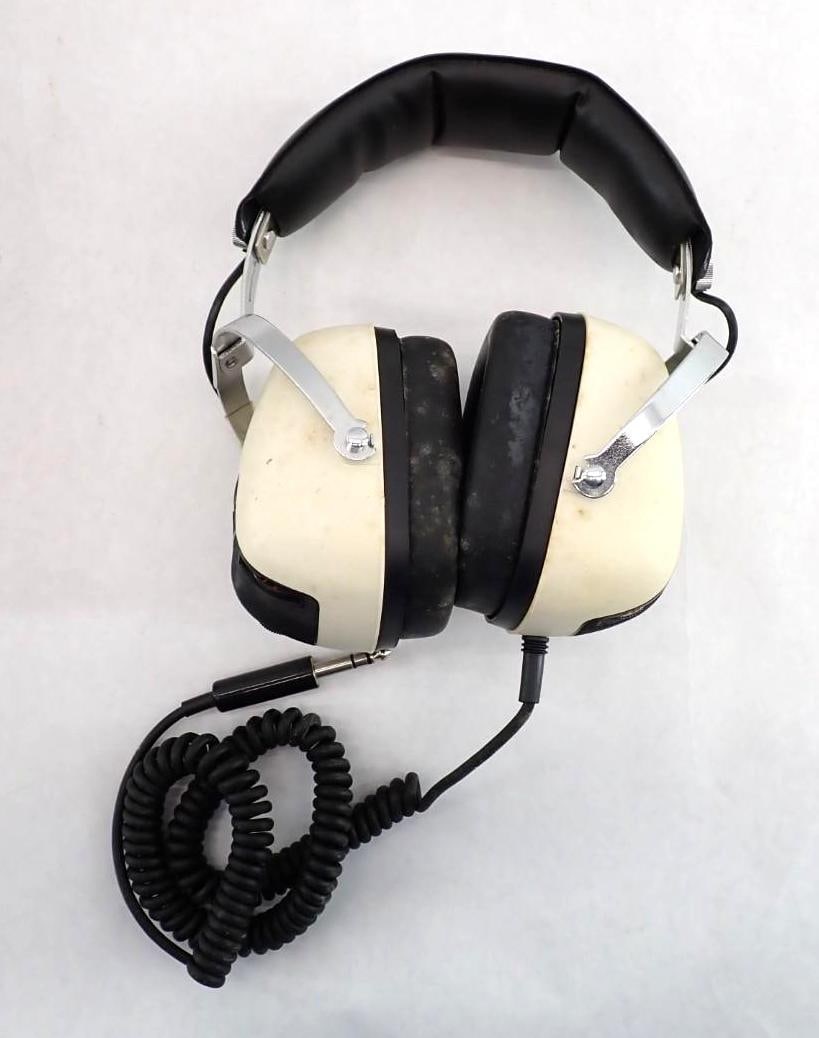 Pair of Vintage Sansui SS-20 Two Way Stereo Headphones - 2