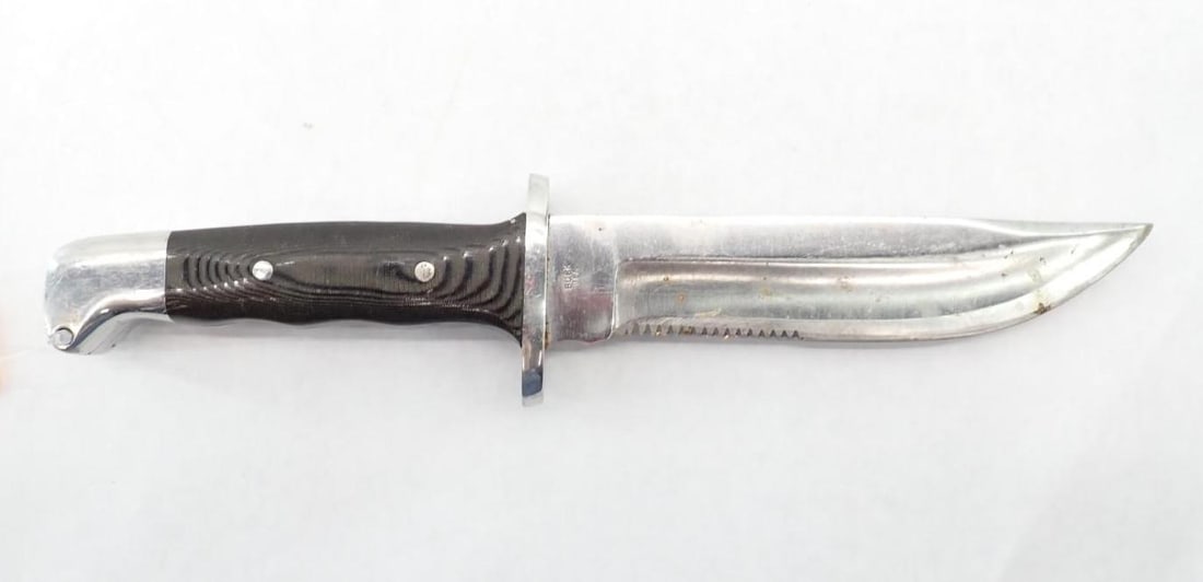 Vintage Buck U.S.A. Fixed Blade Knife: 12"overall length