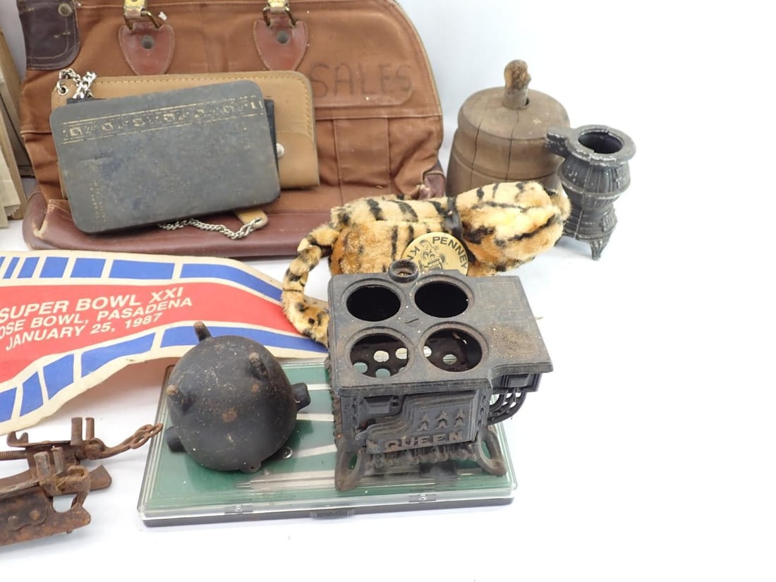 Collectibles Lot - 3