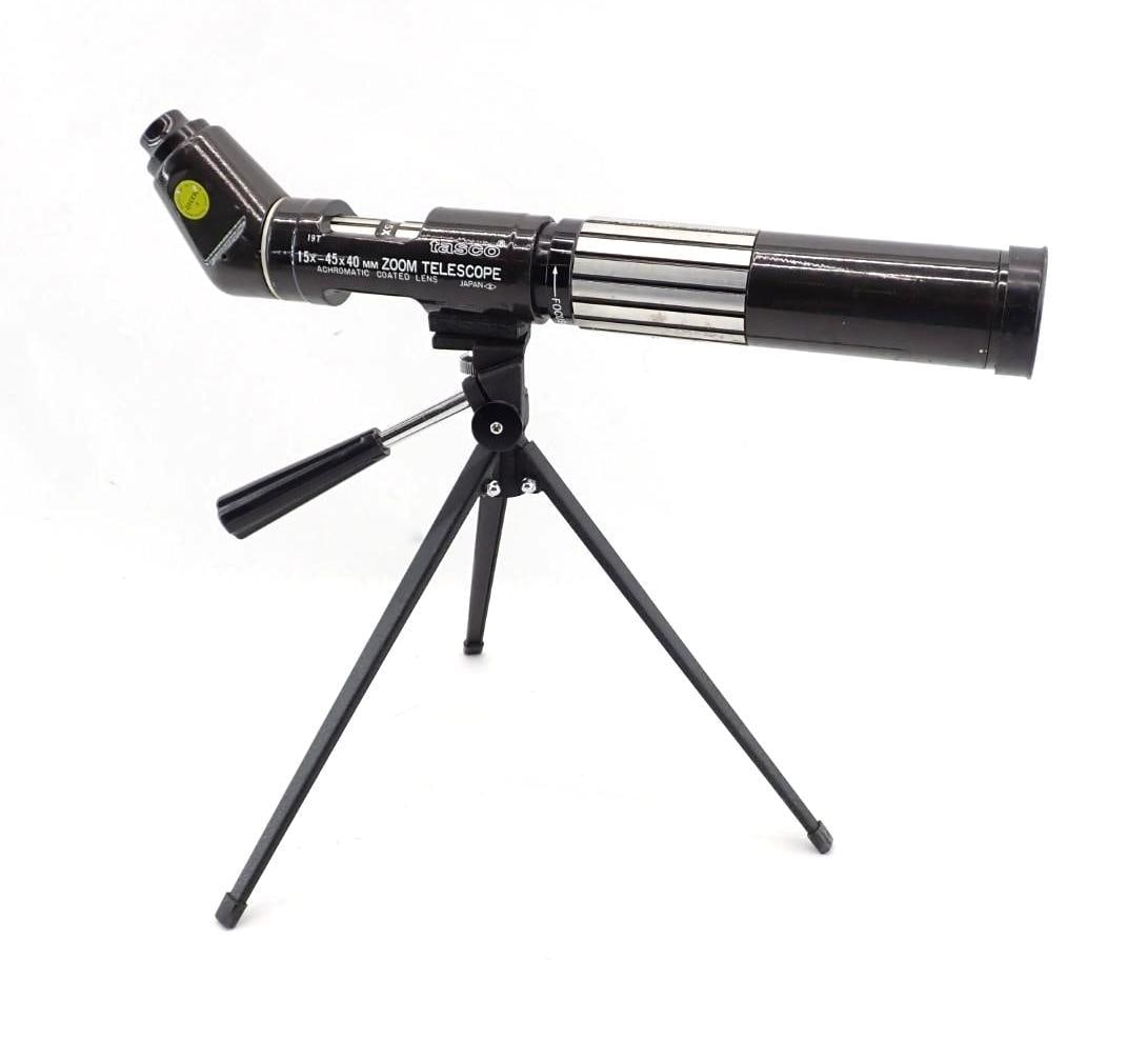 Tasco 15-45x40 Spotting Scope with tripod (1 of 4)