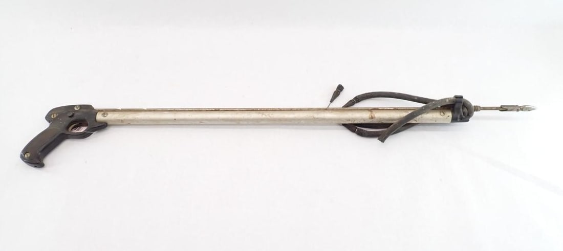 Vintage Voit Spear Fishing Gun: needs new rubbers & ?