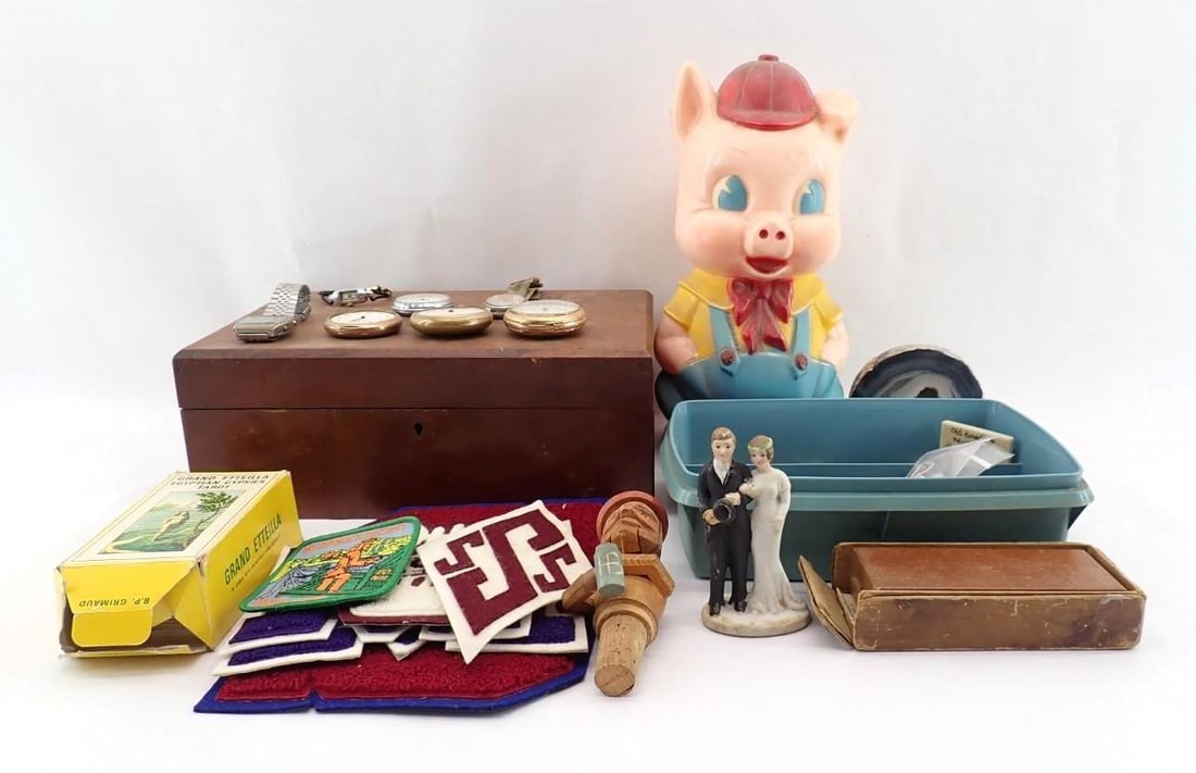 Collectibles Lot (1 of 14)
