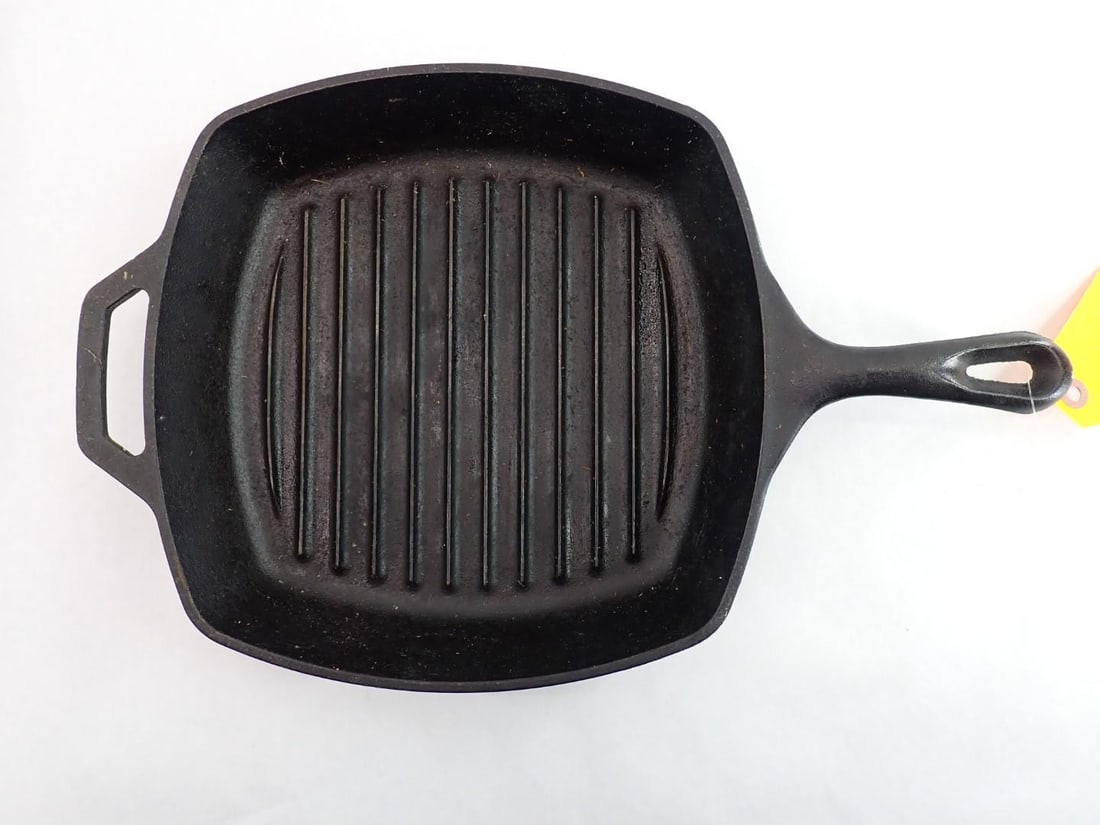 (3) Cast Iron Articles - 3