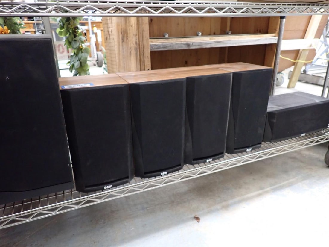 Bowers & Wilkins Speaker Set - 3