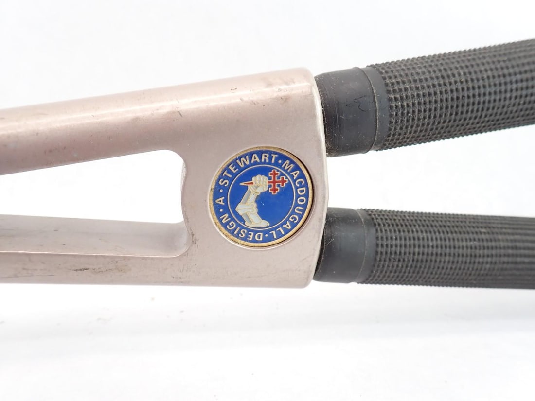 Footed Pewter Bowl & Two Handle Putter - 5