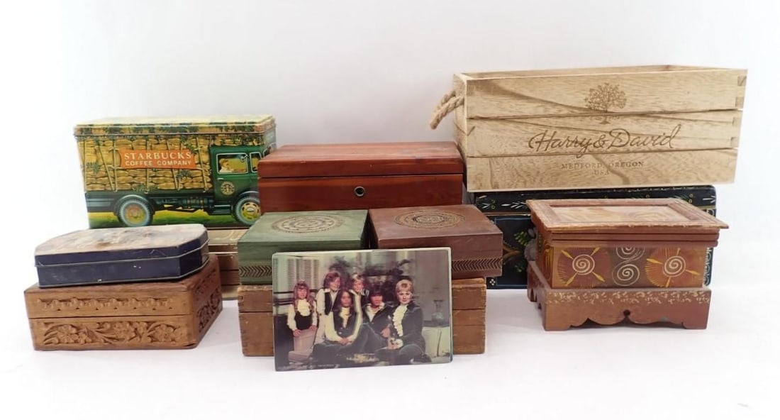 (12) Collectible Wood & Tin Boxes: (12) Collectible Wood & Tin Boxes