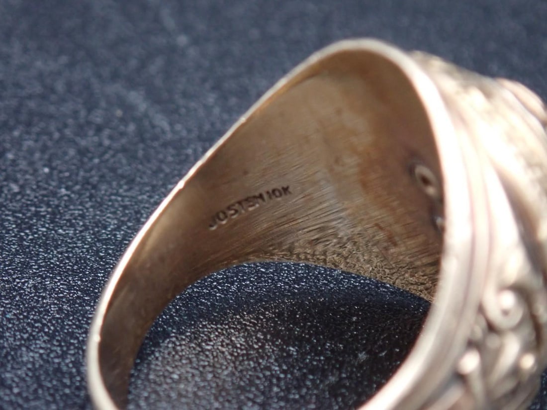 10K Yellow Gold Class Ring - 4