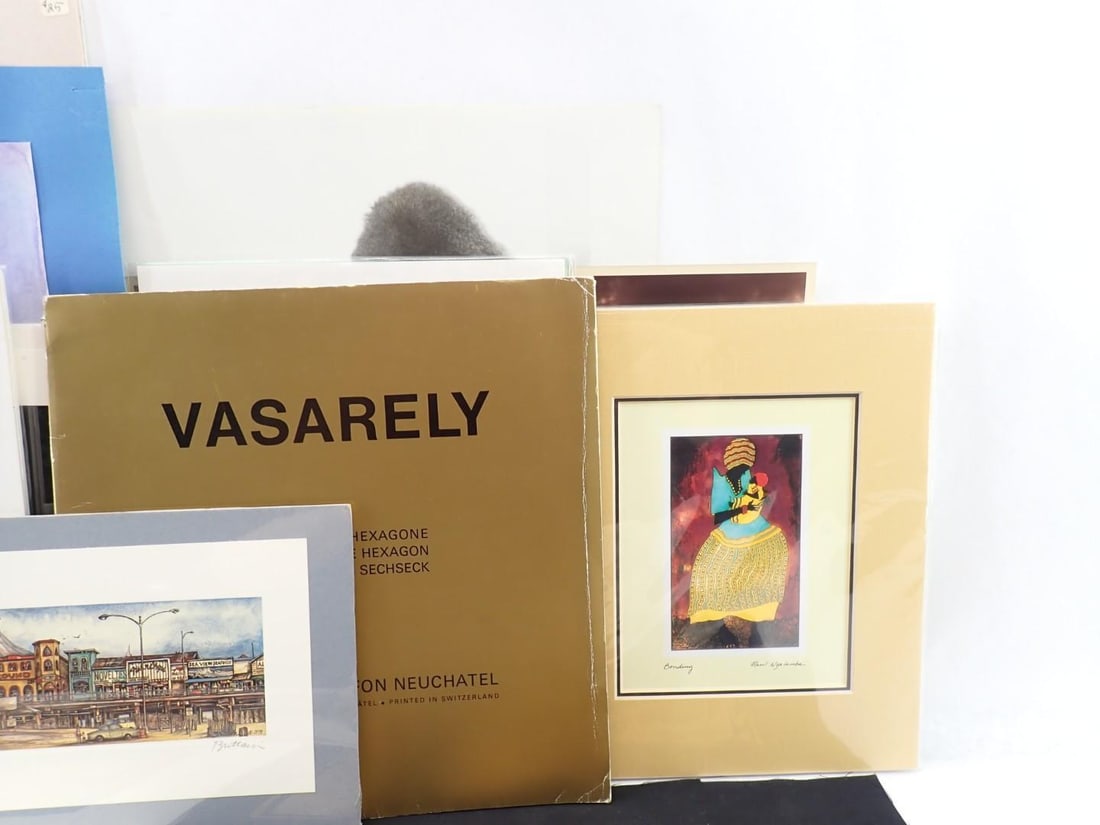 (20)+ Flat Art Objects - 3