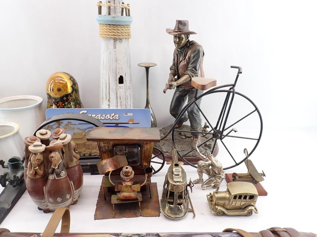 (2) Boxes of Decorative Collectibles - 4