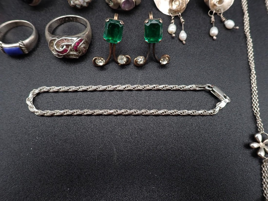 (21) Sterling Silver Jewelry Articles - 4