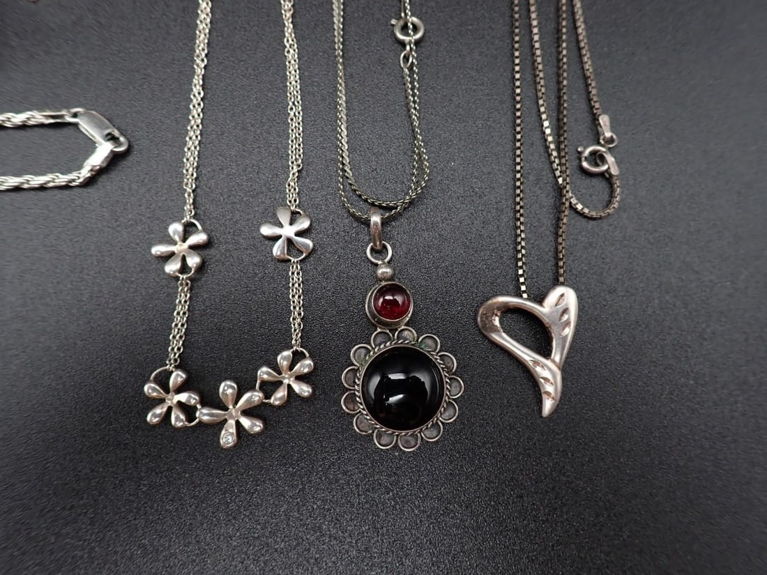 (21) Sterling Silver Jewelry Articles - 6