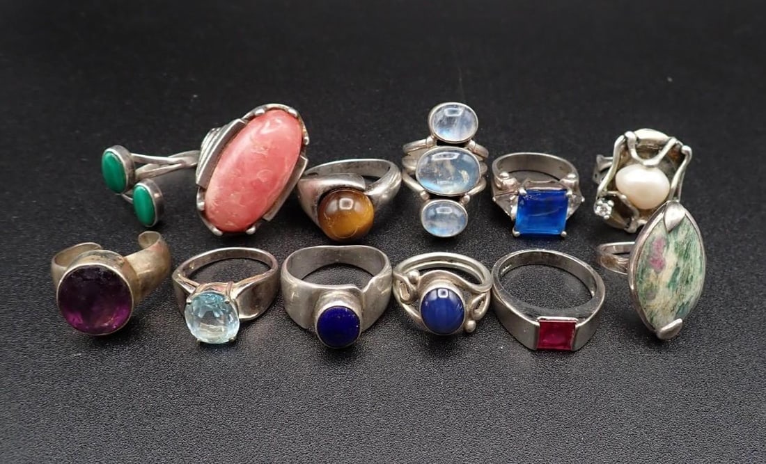 (12) Sterling Silver Rings: 95 grams total weight
