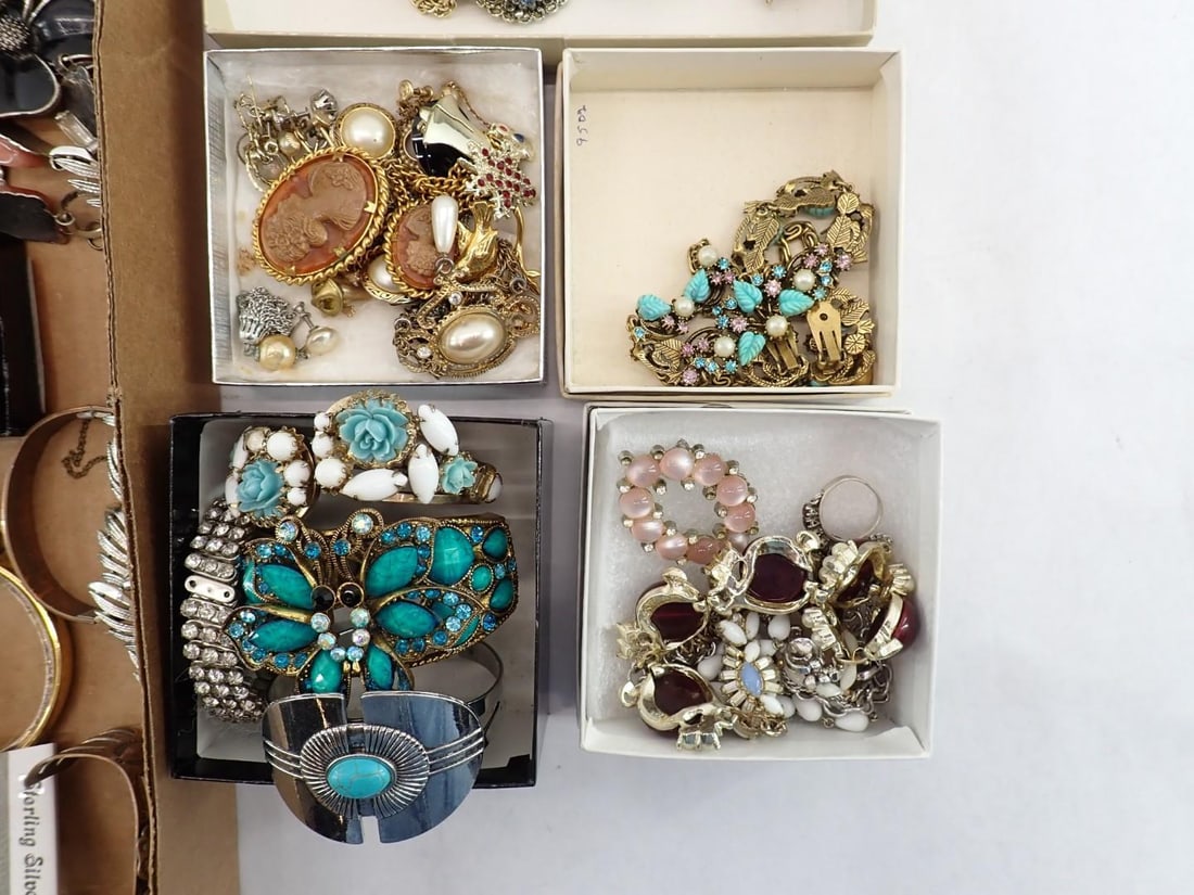 Tray of Costume Jewelry - 6
