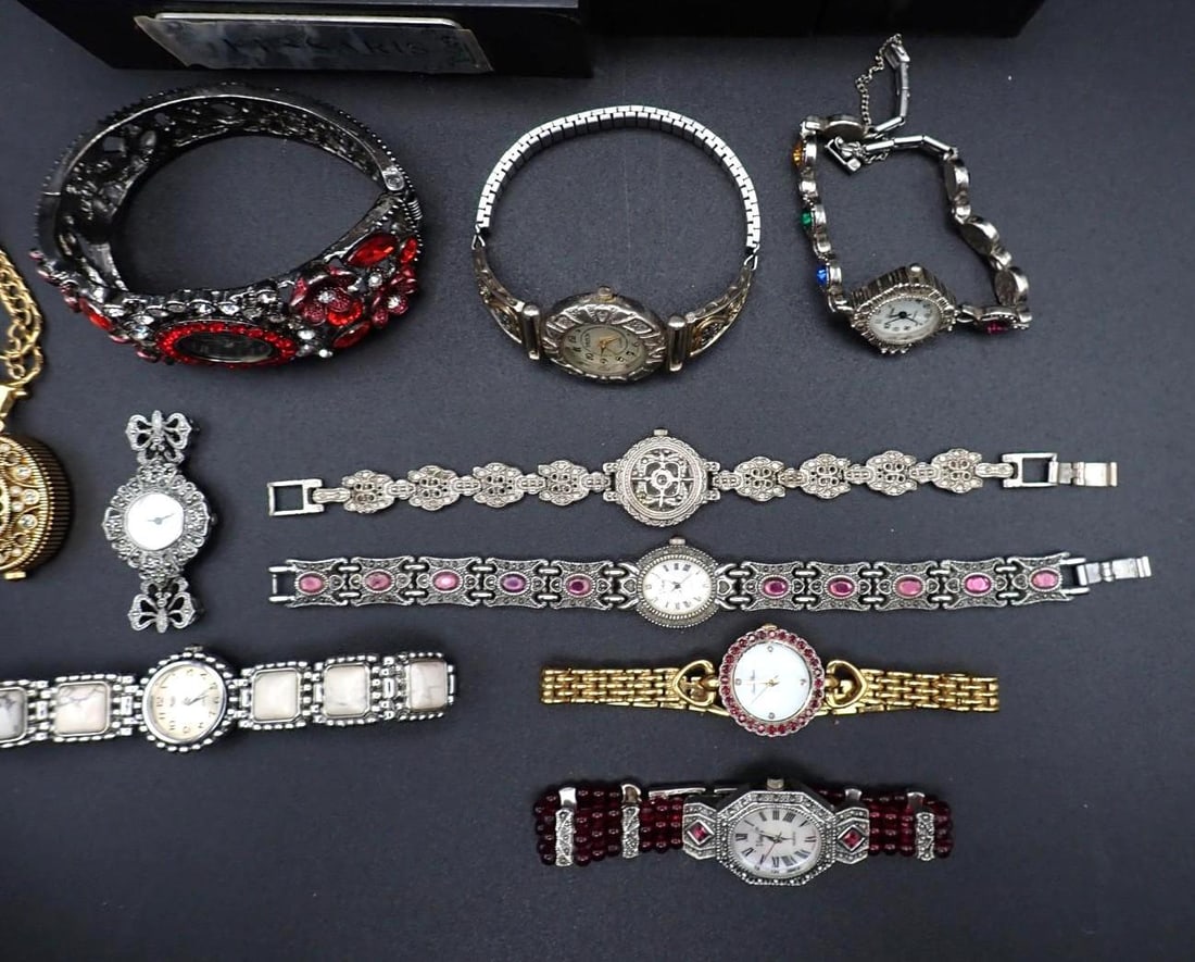 (13) Ladies Watches - 4