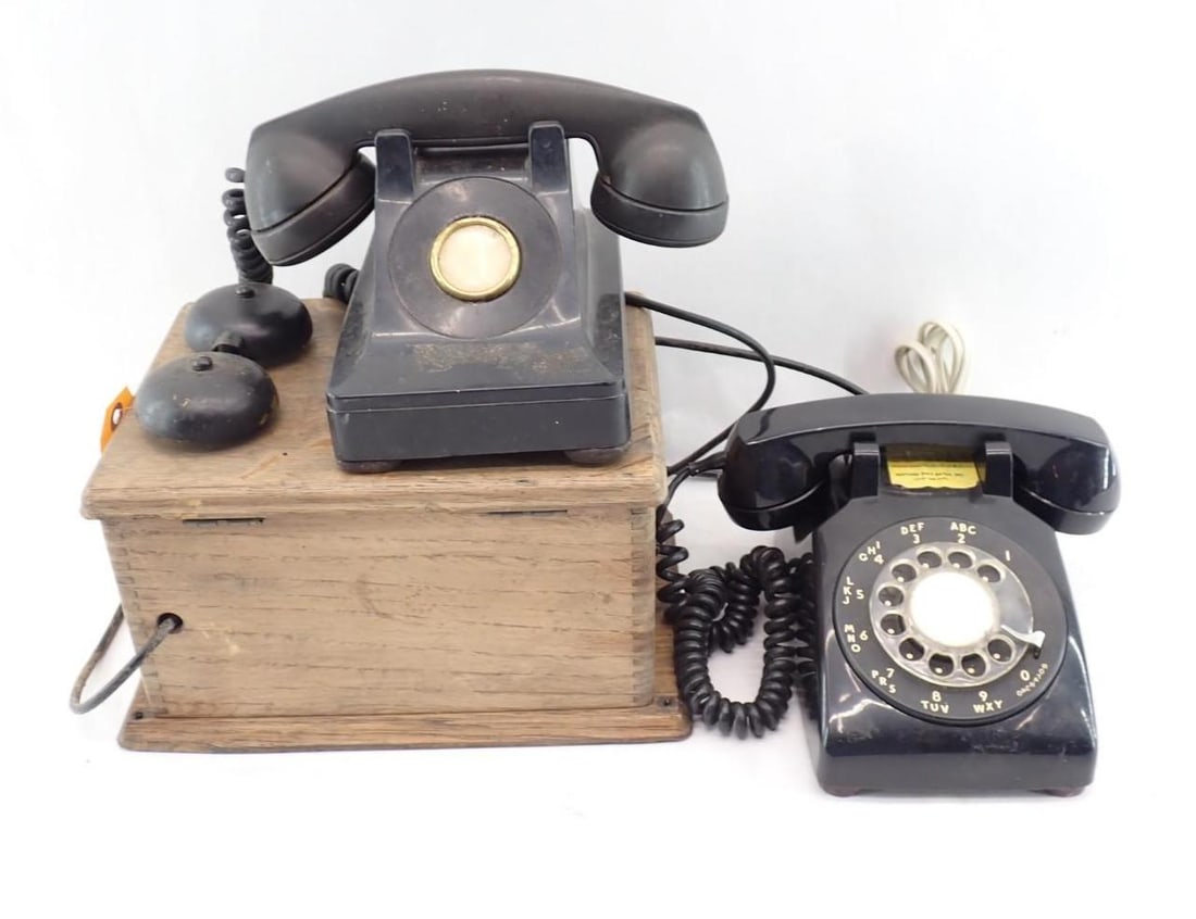 (2) Vintage Telephones (1 of 4)