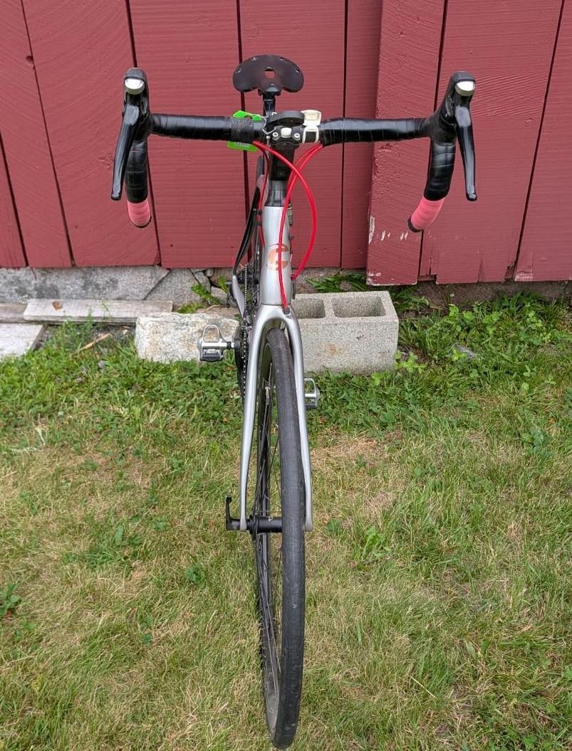 Cannondale Synapse Carbon Disc Road. Bike - 5