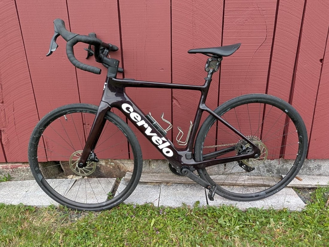 Cervelo Rouvida Motorized Road Bike: Cervelo Rouvida eRoad Bike Manufacturer: Cervelo Model: Rouvida S/N: 143MD24E080 Frame: Carbon Fork: Fixed Fork Model: Fork Material: Carbon Frame Size: Medium Stand Over Height: 57cm Groupset: Sram