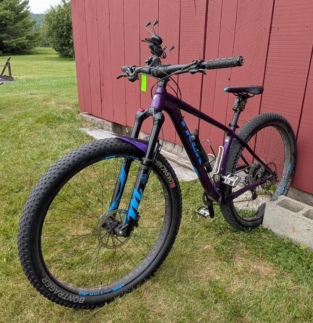 Trek Stache 7 Mountain Bike - 3