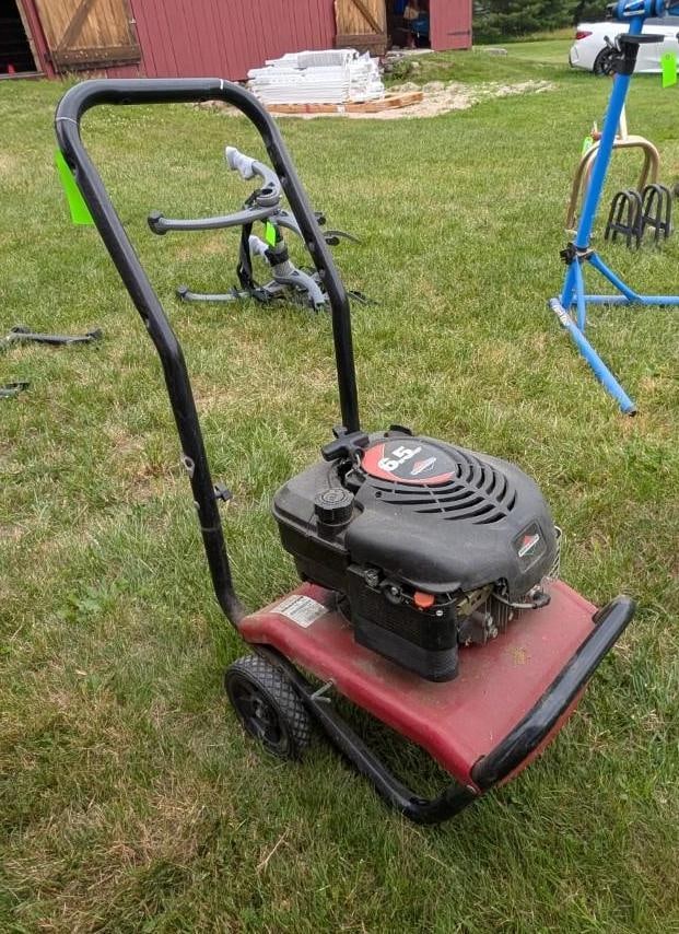 Briggs & Stratton Pressure Washer - 3