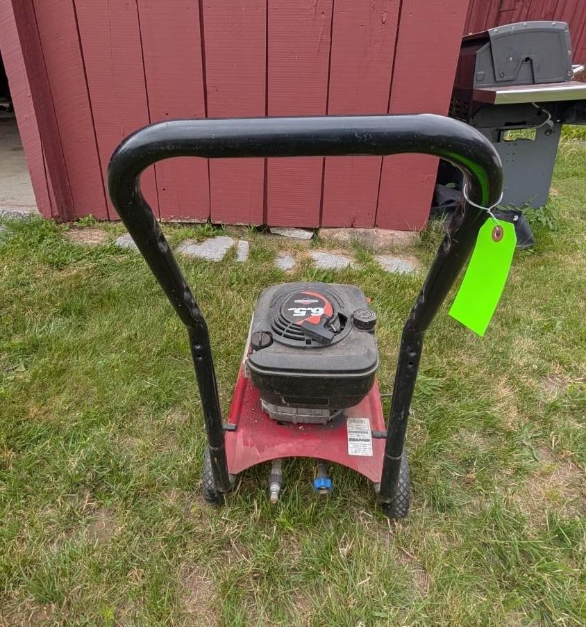 Briggs & Stratton Pressure Washer - 7