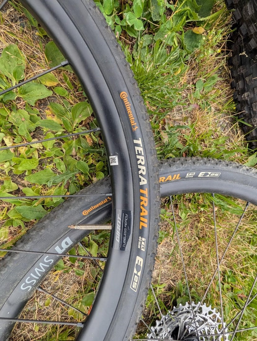 Ibis Cycles BLK BRD SEND - 12