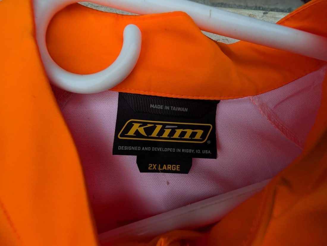 (11+/-) Rain Jackets, Jerseys, Sweatshirts, Etc. - 6