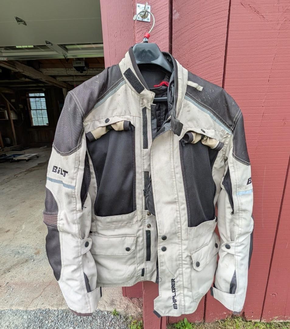 Bilt Explorer Motorcycle Jacket: size: Large, Location: Garage