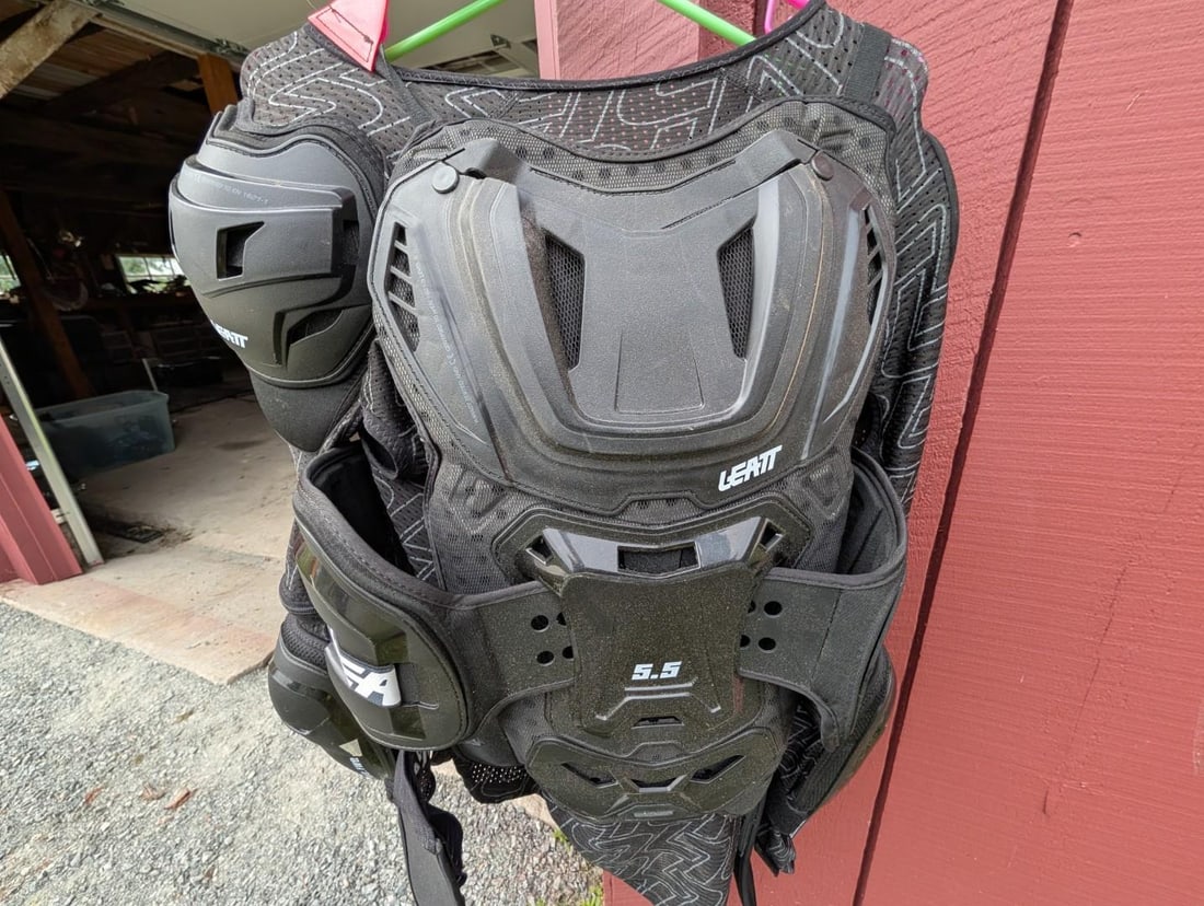 Leatt 5.5 Body Protection - 3