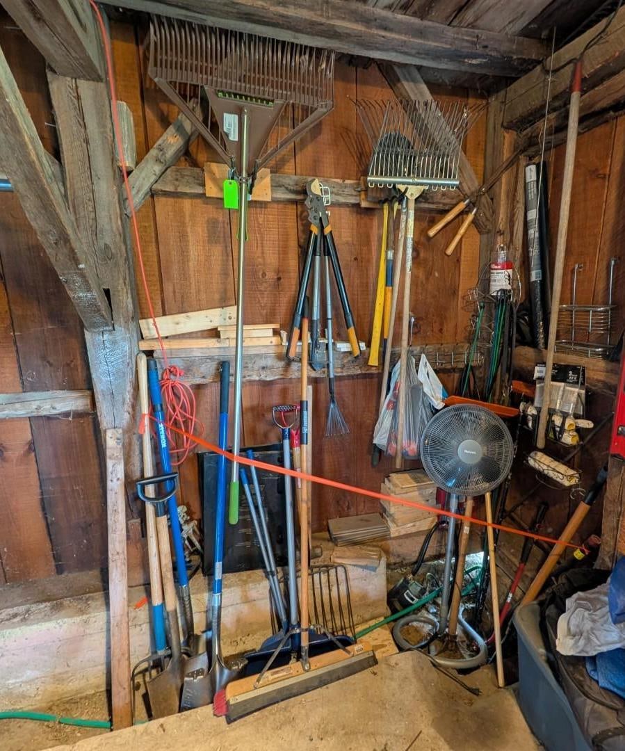 (20+/-) Stick Tools: including shovels, rakes, brooms, pitchfork, etc., Location: Garage